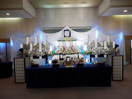 お花の祭壇