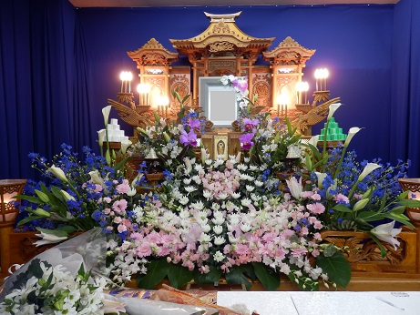 仏式(祭壇内生花)